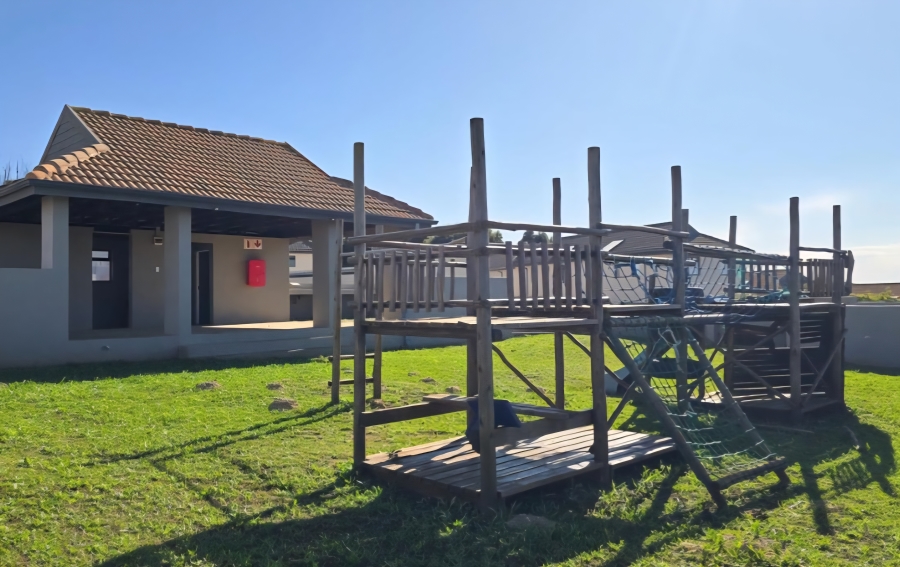 2 Bedroom Property for Sale in Kidds Beach Eastern Cape